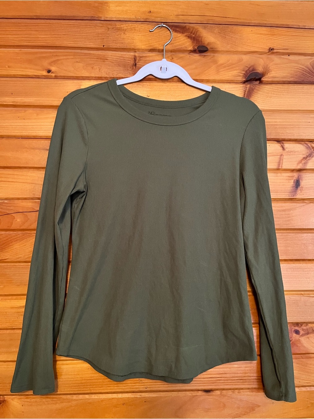 No Boundaries Olive Green Long Sleeve Crewneck Top